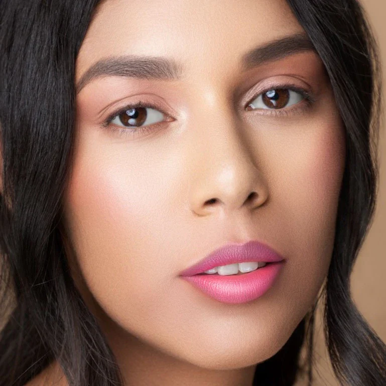 MoodMatcher Color Changing Lipstick Pink To Natural Pink - Image 3